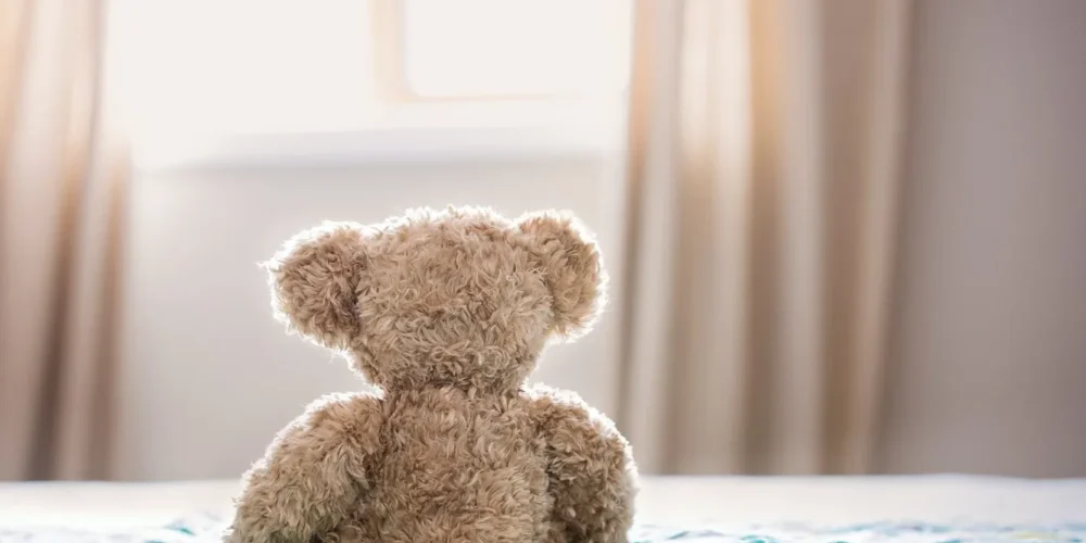 Pourquoi les enfants aiment tant les peluches ?