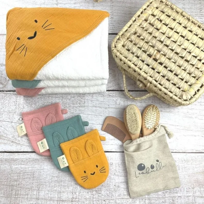 Tout le contenu de la mallette de bain LéoMallette par LeoBulle