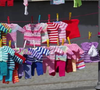 Quid des vêtements bébé